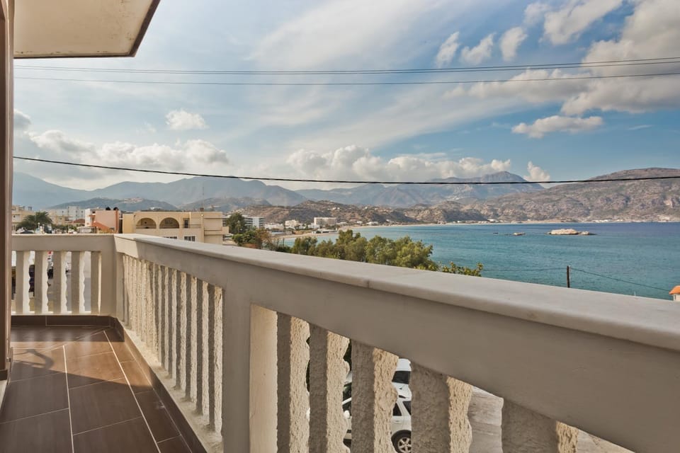 Natural landscape, Bird's eye view, Balcony/Terrace, Decorative detail, Sea view