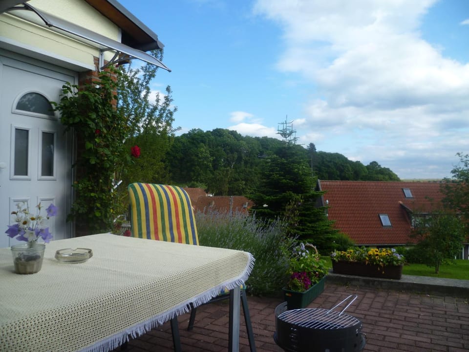 BBQ facilities, Garden, Balcony/Terrace