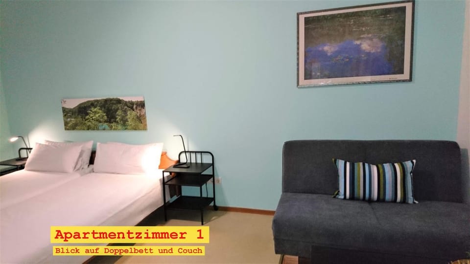 Seating area, Bedroom