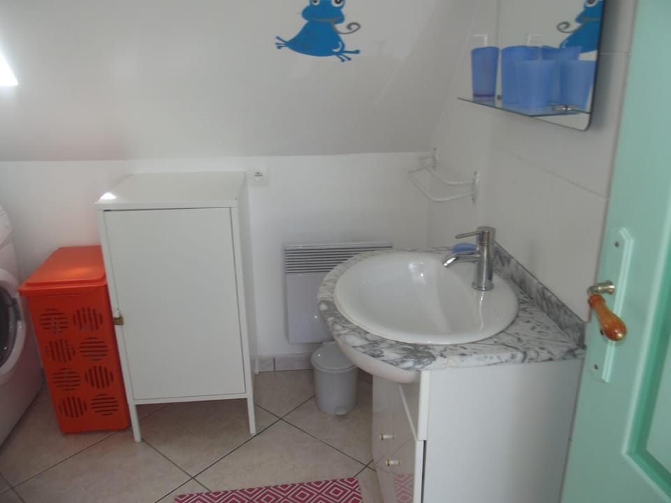 APPARTEMENT WISSANT Apartment in Hauts-de-France