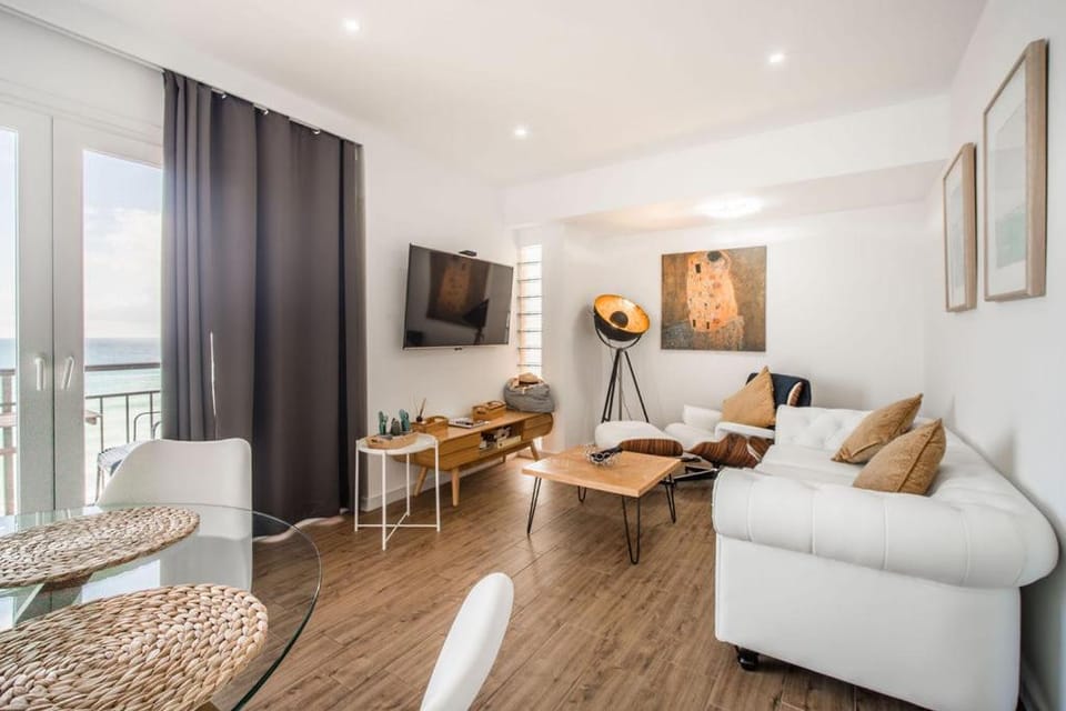 Beachfront Fuengirola Dreamin Apartment in Fuengirola