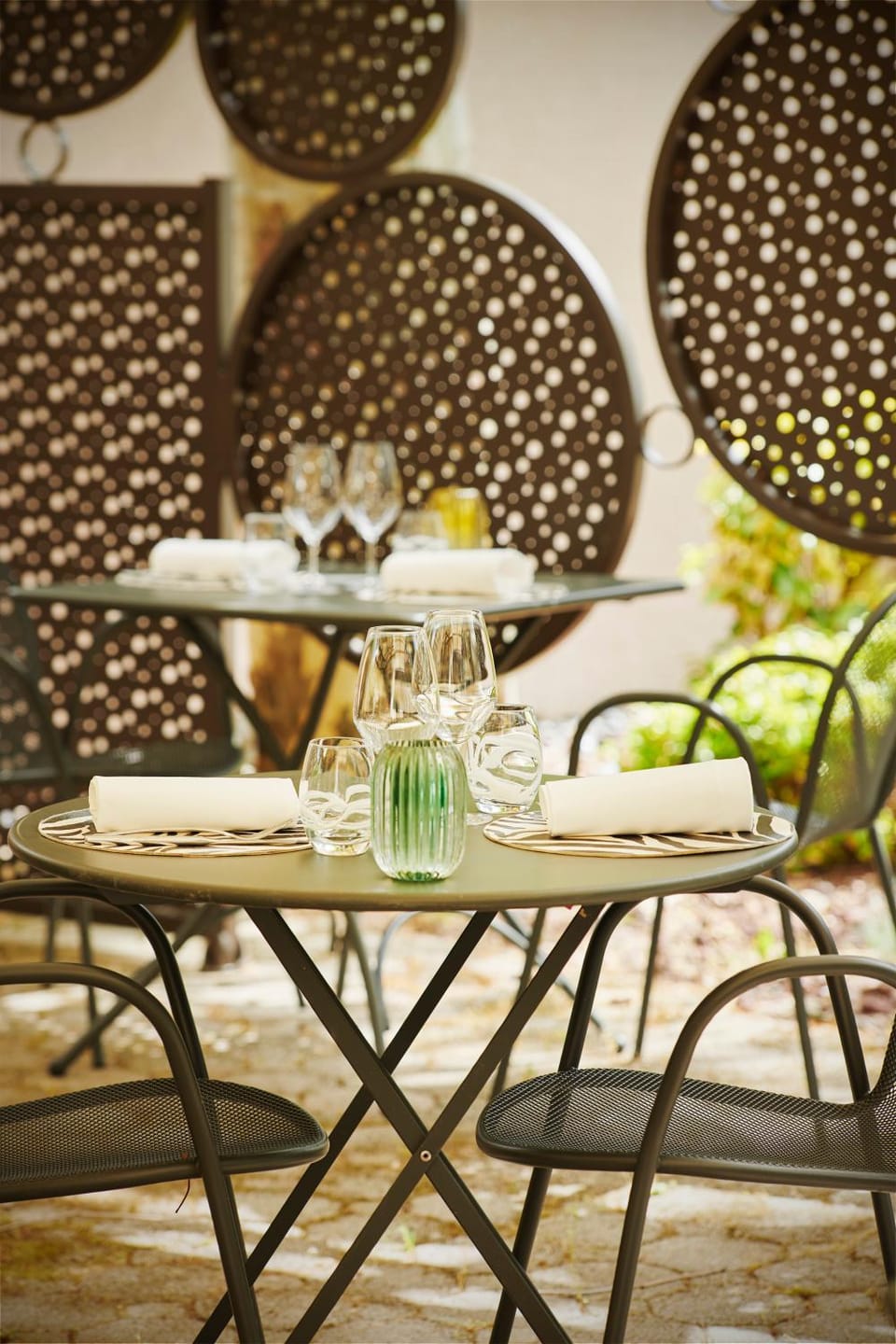 Patio, Decorative detail