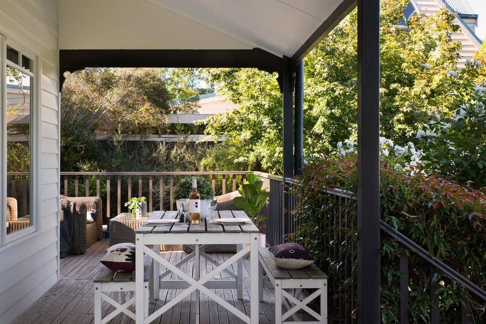 Aggies Way - dog friendly with panoramic views House in Daylesford