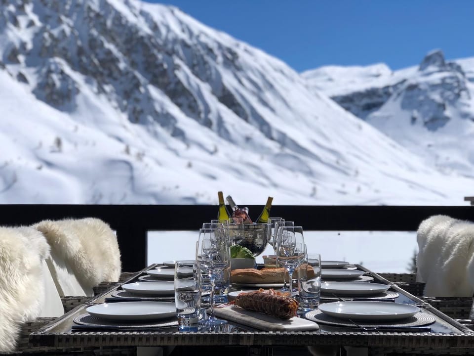 Natural landscape, Winter, Seating area, Dining area, Mountain view