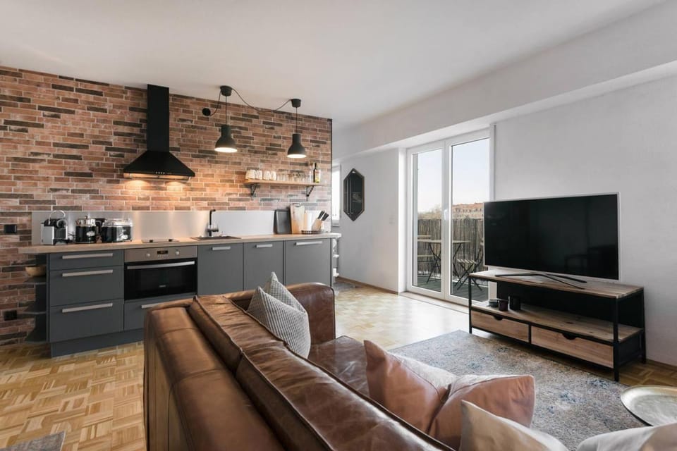 TV and multimedia, Balcony/Terrace, Kitchen or kitchenette, Living room, Photo of the whole room, Seating area