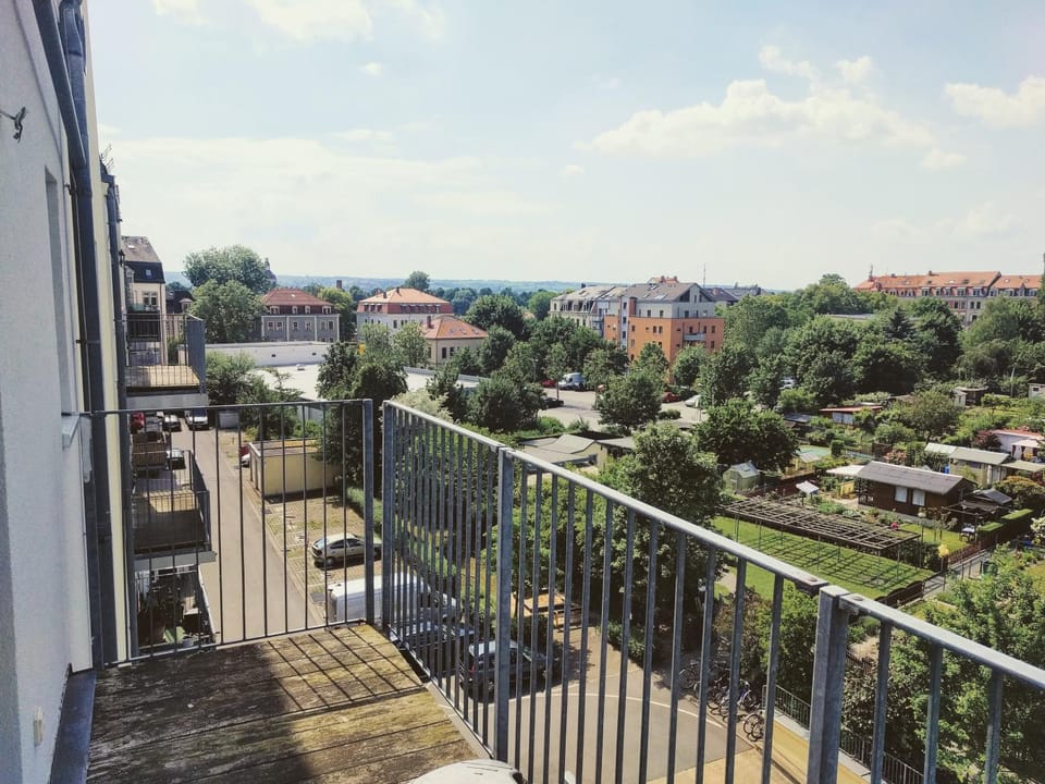 Patio, Balcony/Terrace, City view, Garden view, River view, Inner courtyard view