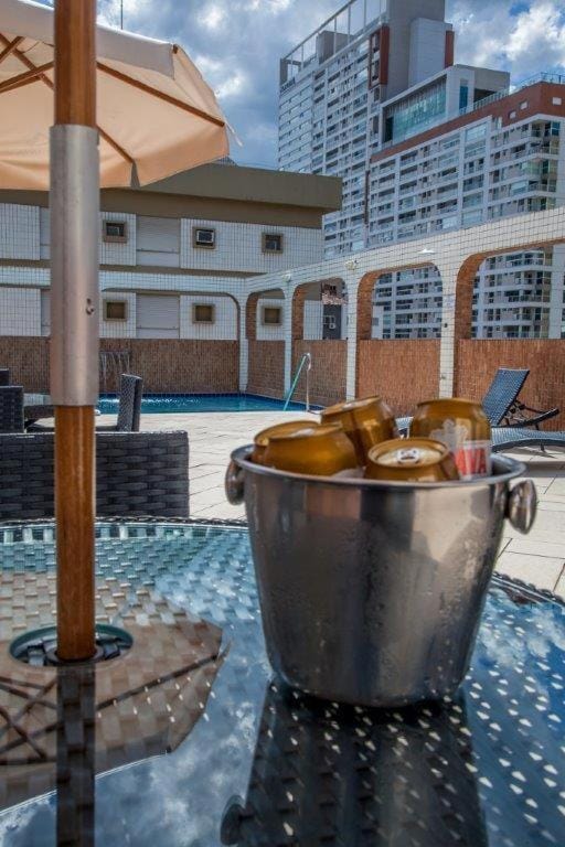 Food and drinks, Swimming pool