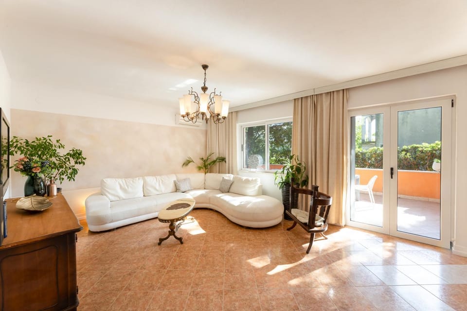 Apartmant with Pool 8 Apartment in Šibenik-Knin County, Croatia