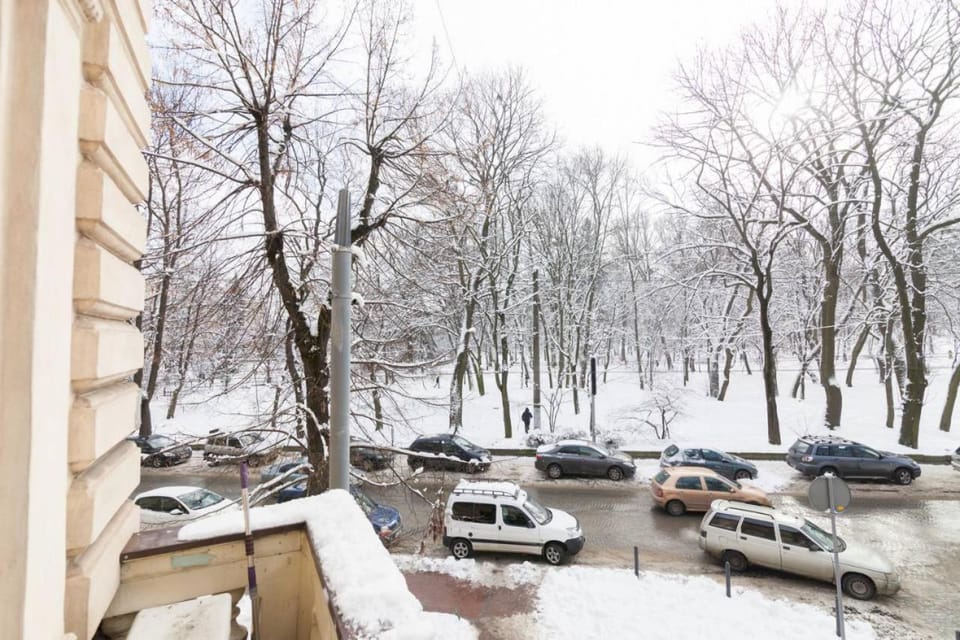 Aparthome Opera Theatre без відключень світла Apartment in Lviv