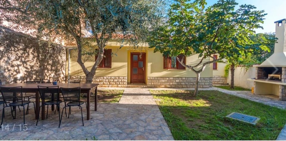 Kuća za odmor House in Šibenik-Knin County, Croatia