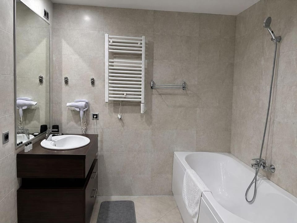 Bathroom, Bedroom