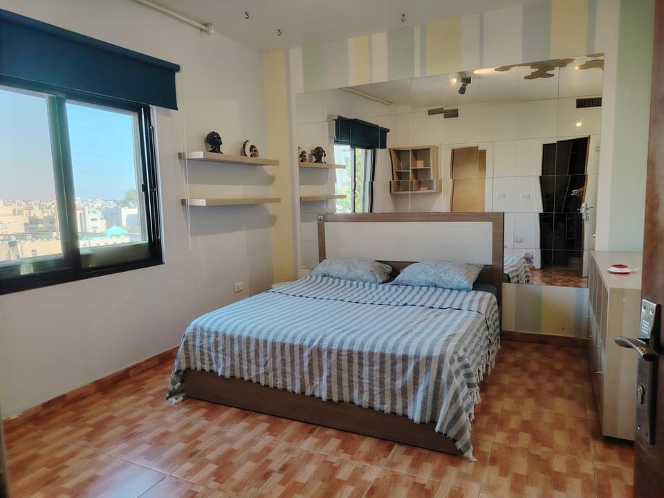 Abu alzoz home سكن مشترك Bed and Breakfast in Africa