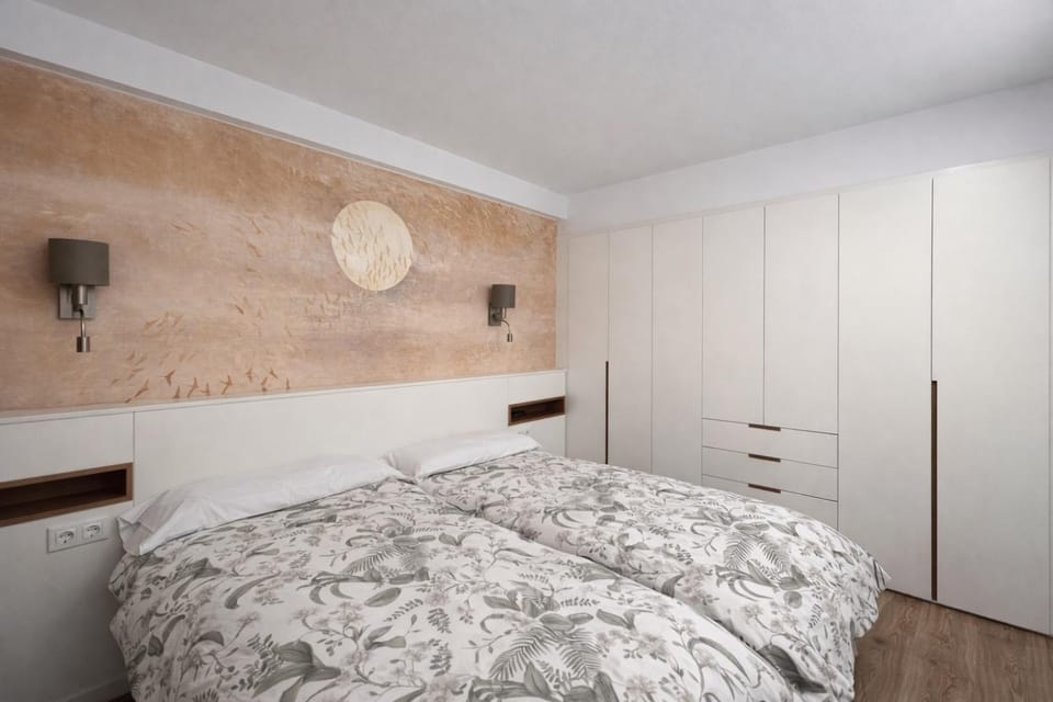 Bed, Photo of the whole room, wardrobe