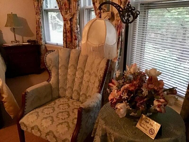 Brookview Manor Inn Bed and Breakfast in Pocono Mountains