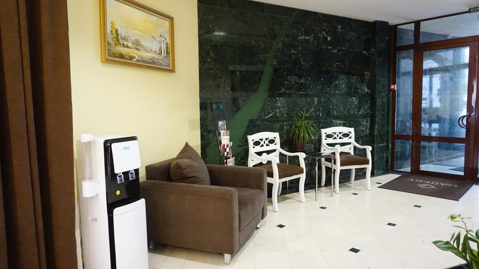 Facade/entrance, Lobby or reception