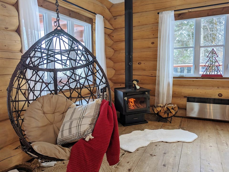 Living room, fireplace