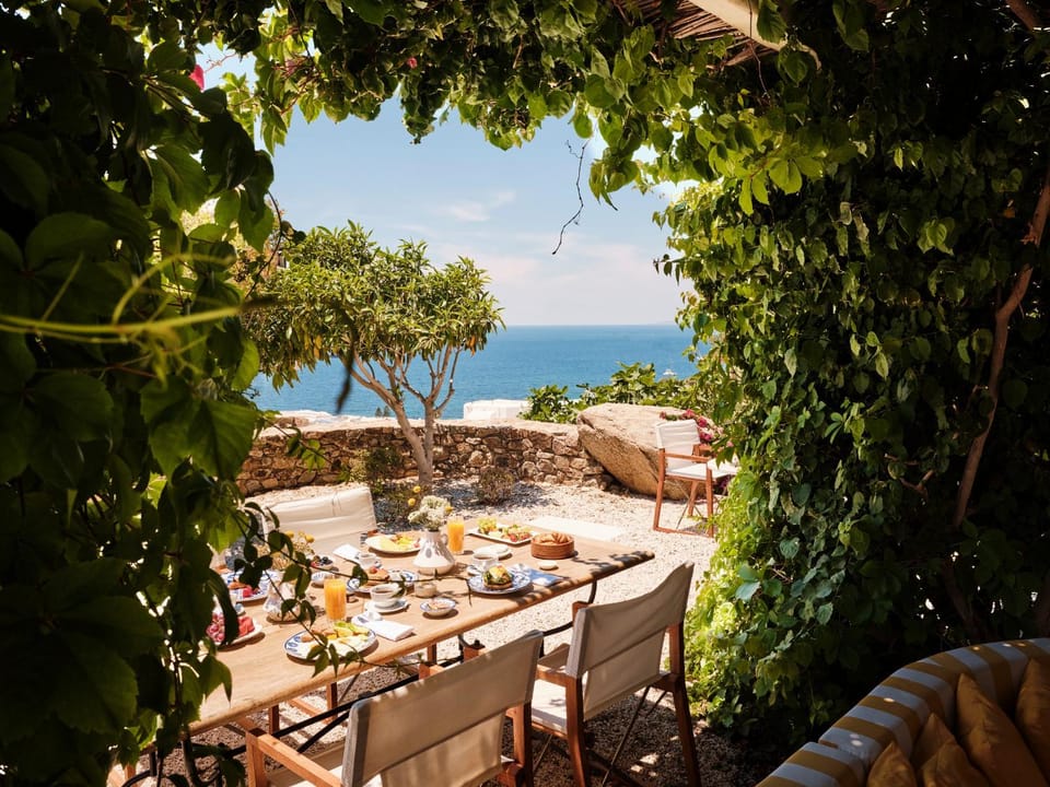 Patio, Restaurant/places to eat, Garden, Food and drinks, Seating area, Dining area, Garden view, Breakfast, Breakfast, Continental breakfast