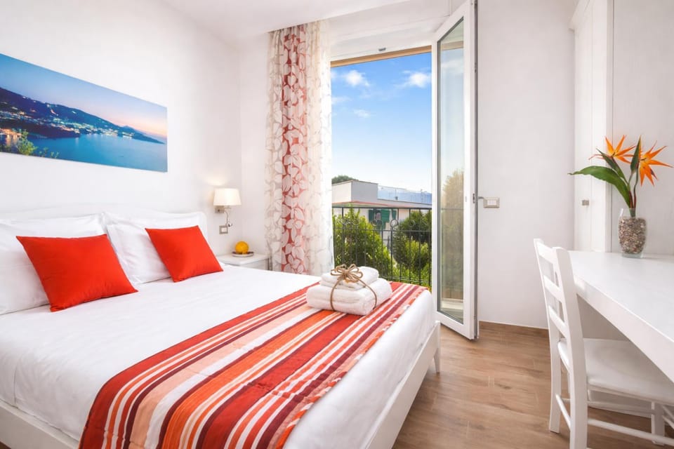 View (from property/room), Bedroom, City view