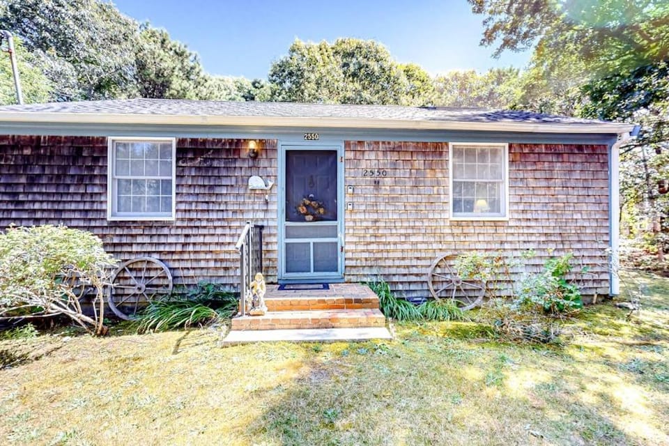 Bayside Retreat House in North Eastham