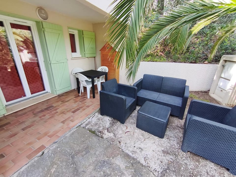Patio, Balcony/Terrace