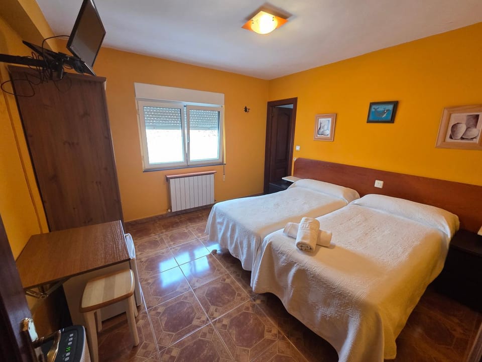 Alojamientos Fermín Bed and Breakfast in Cangas de Onís