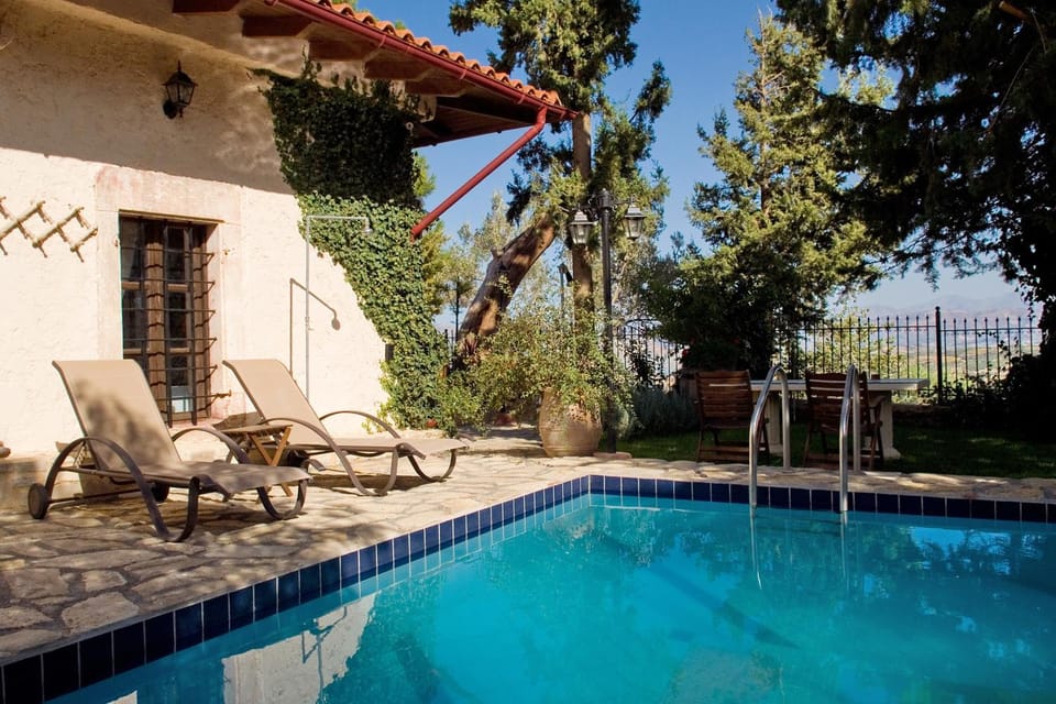 Garden, Swimming pool, Swimming pool