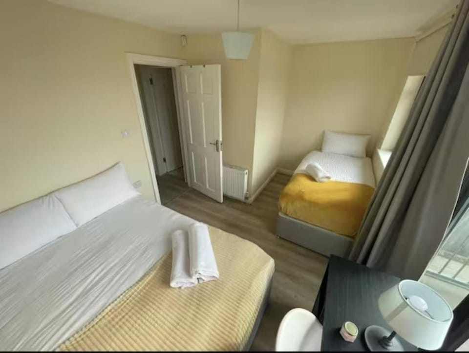 Modern City Centre House in Heart of Galway City Apartment in Galway