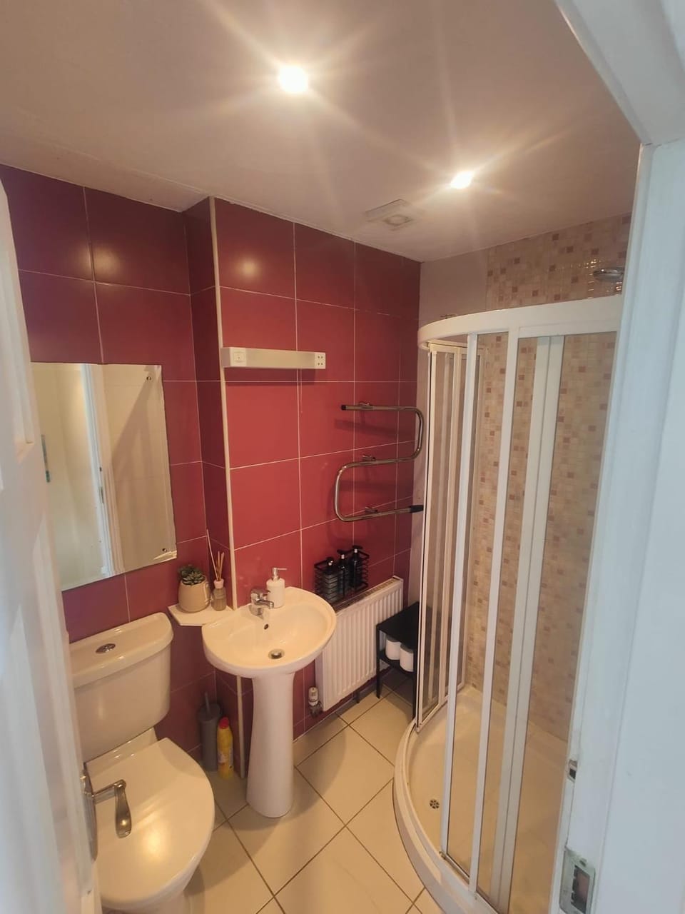 Modern City Centre House in Heart of Galway City Apartment in Galway