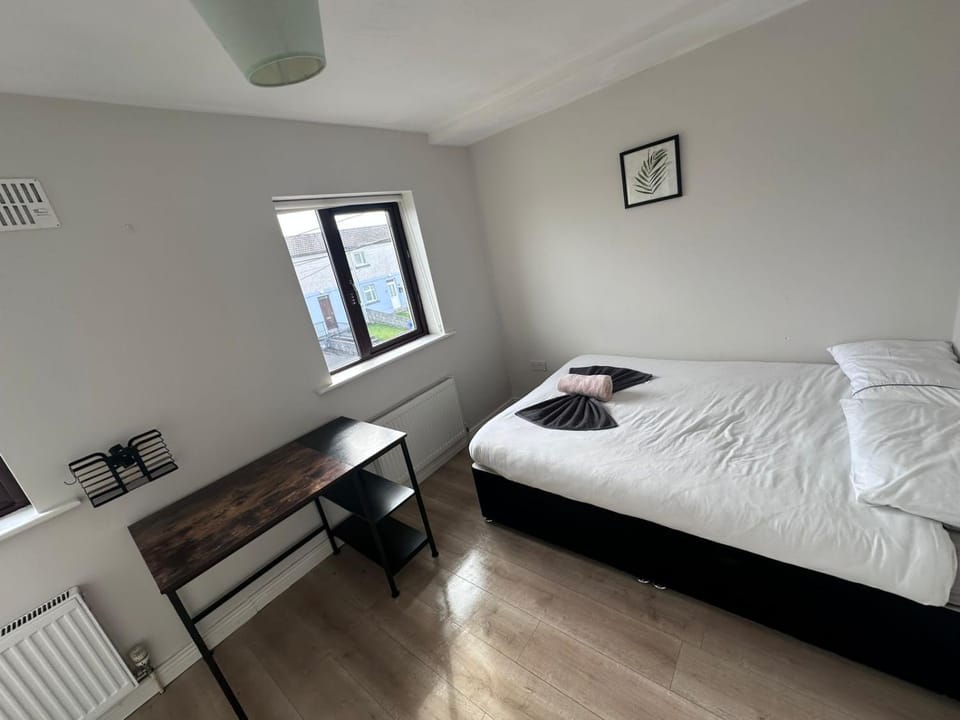 Modern City Centre House in Heart of Galway City Apartment in Galway