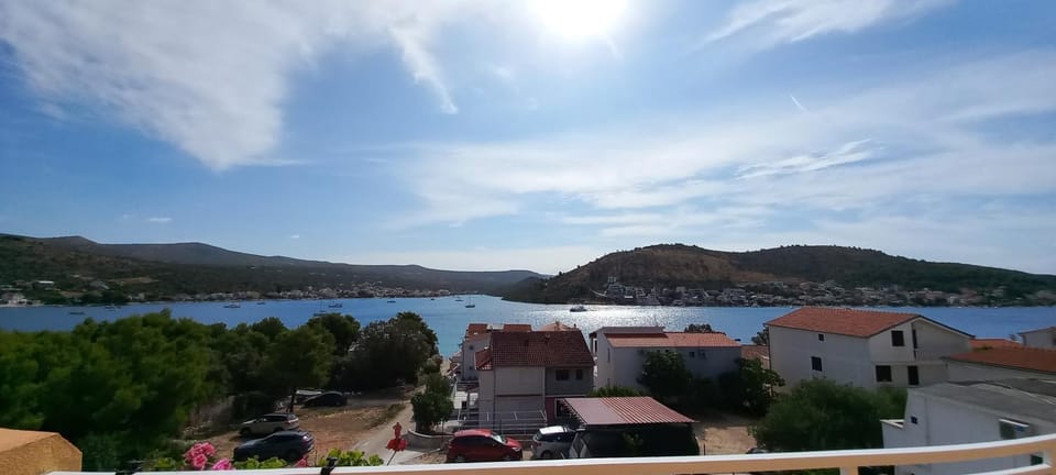 Natural landscape, Mountain view, Sea view