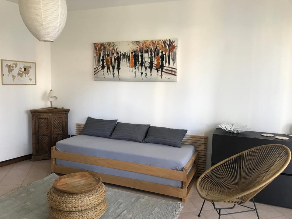 Lakeside Lago Maggiore House in Canton of Ticino