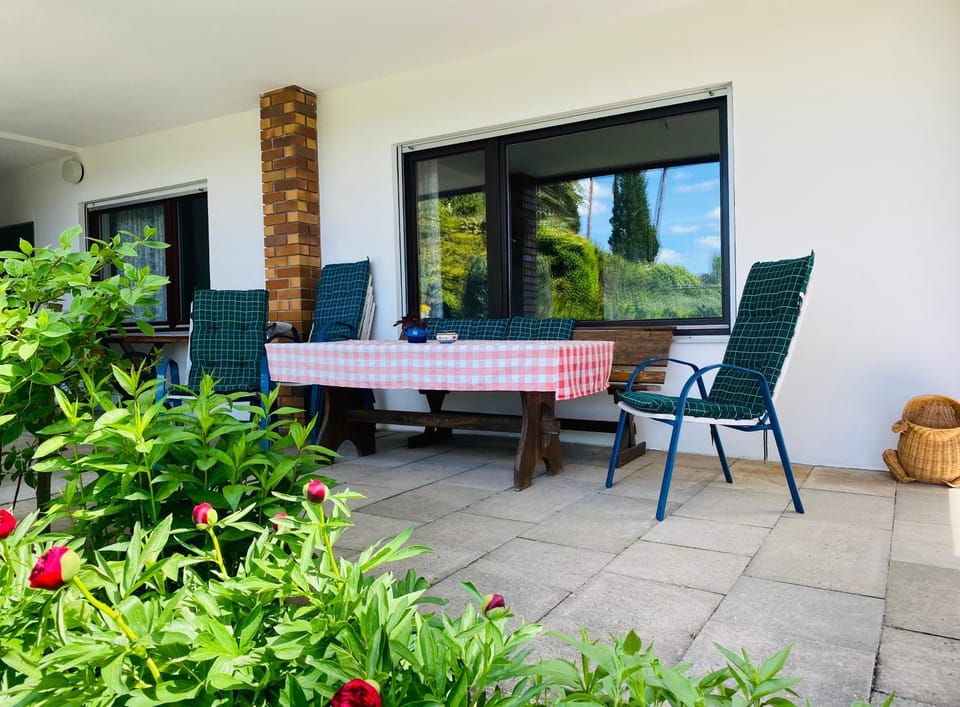 Patio, Garden, Balcony/Terrace