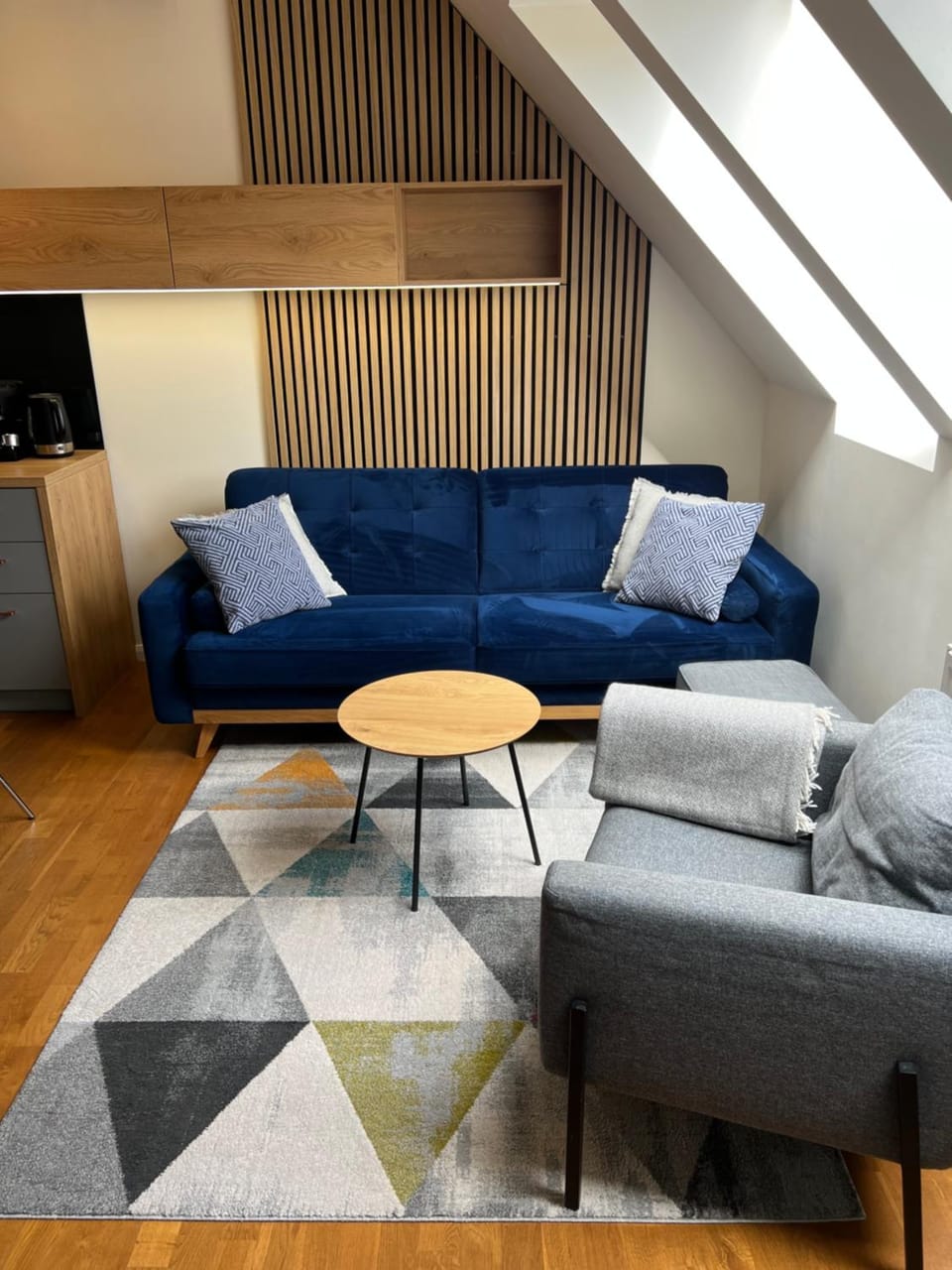 Living room, Seating area