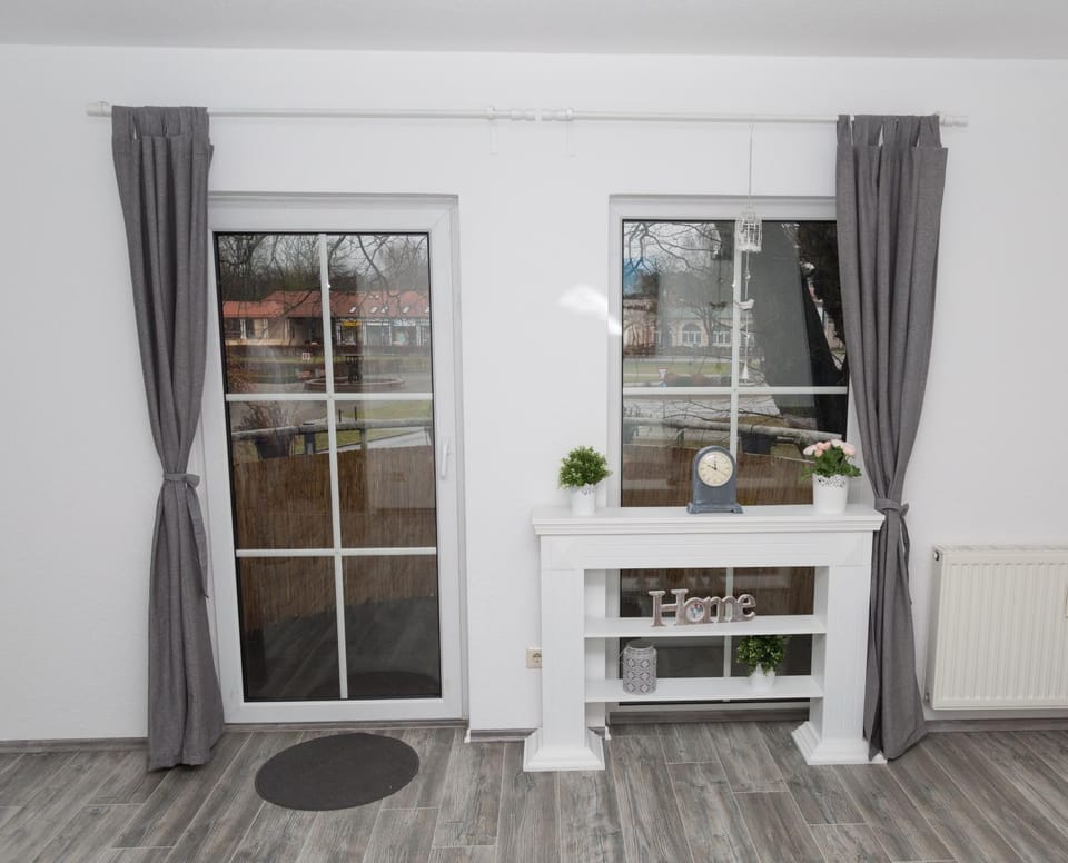 Balcony/Terrace, Living room