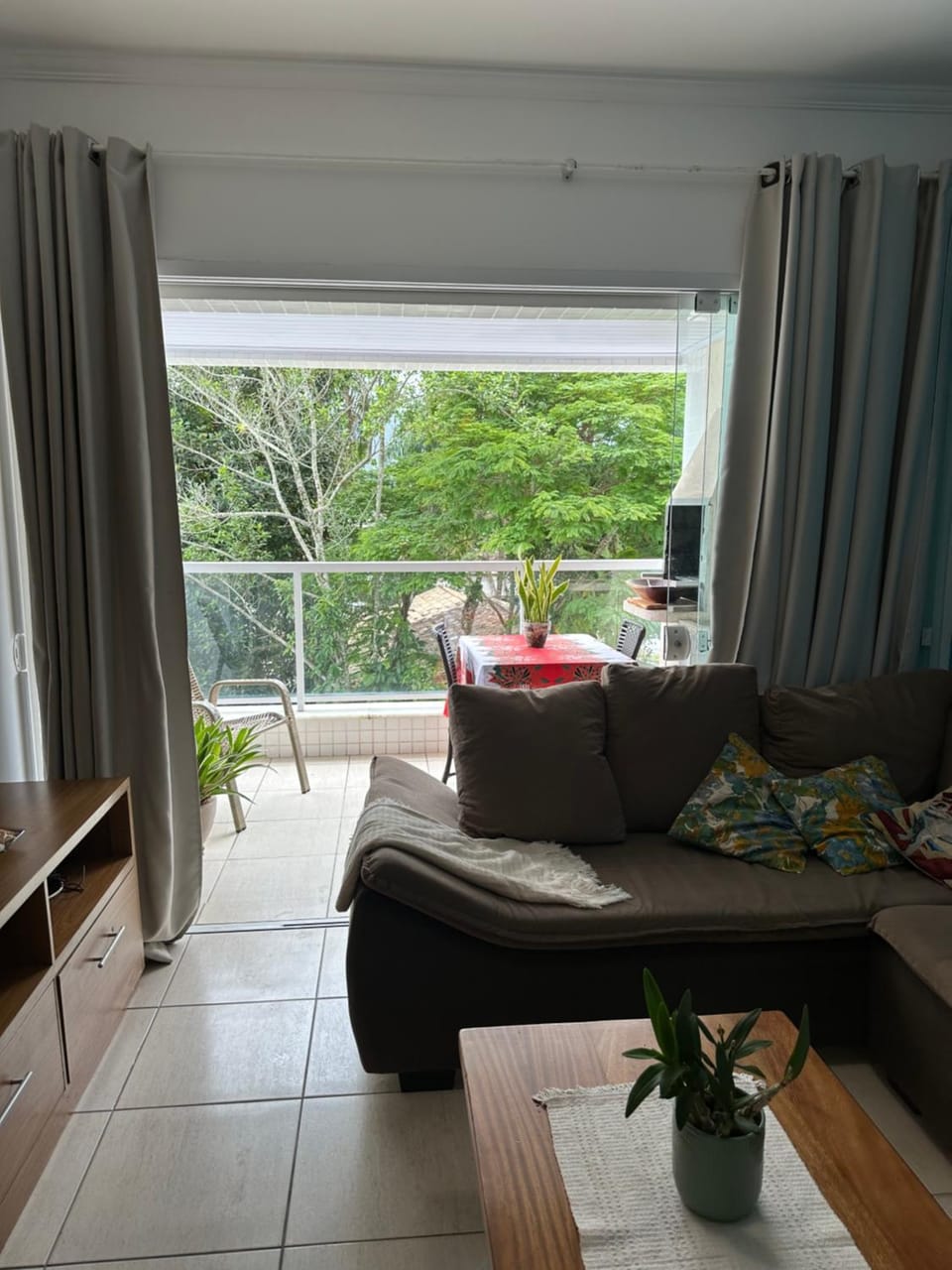 Apartamendo na Enseada Apartment in State of São Paulo