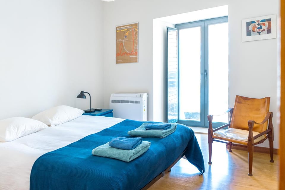 Balcony/Terrace, Balcony/Terrace, Bedroom, City view, City view, wardrobe, air conditioner, air conditioner