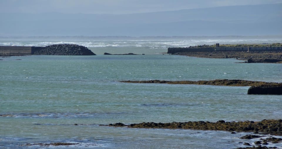 Neighbourhood, Natural landscape, Beach