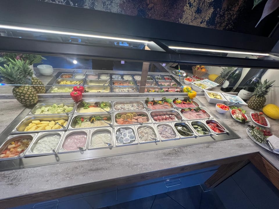 Buffet breakfast