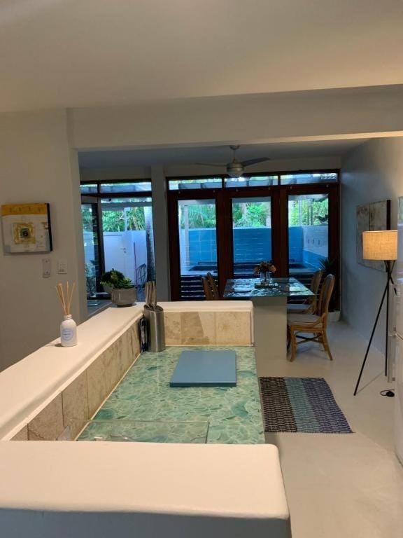 Beachside 2 with Private Heated Plunge Pool Apartment in Port Douglas