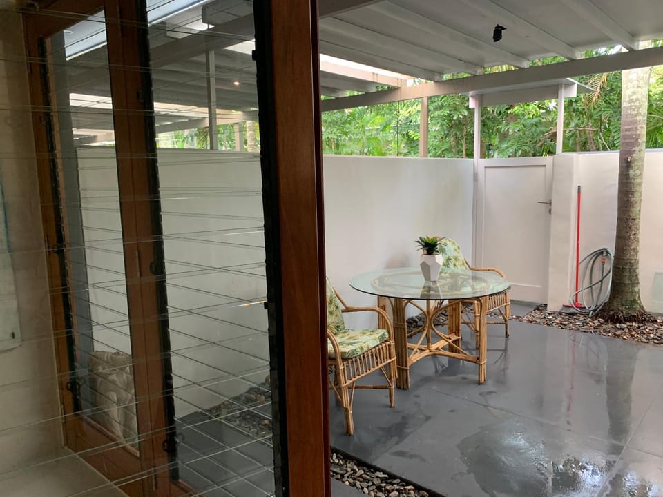 Beachside 2 with Private Heated Plunge Pool Apartment in Port Douglas