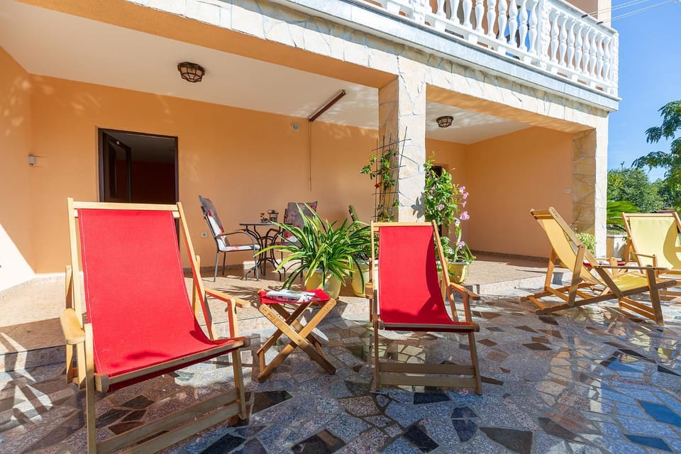 Inner courtyard view