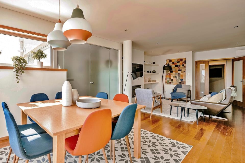 TV and multimedia, Balcony/Terrace, Living room, Seating area, Dining area