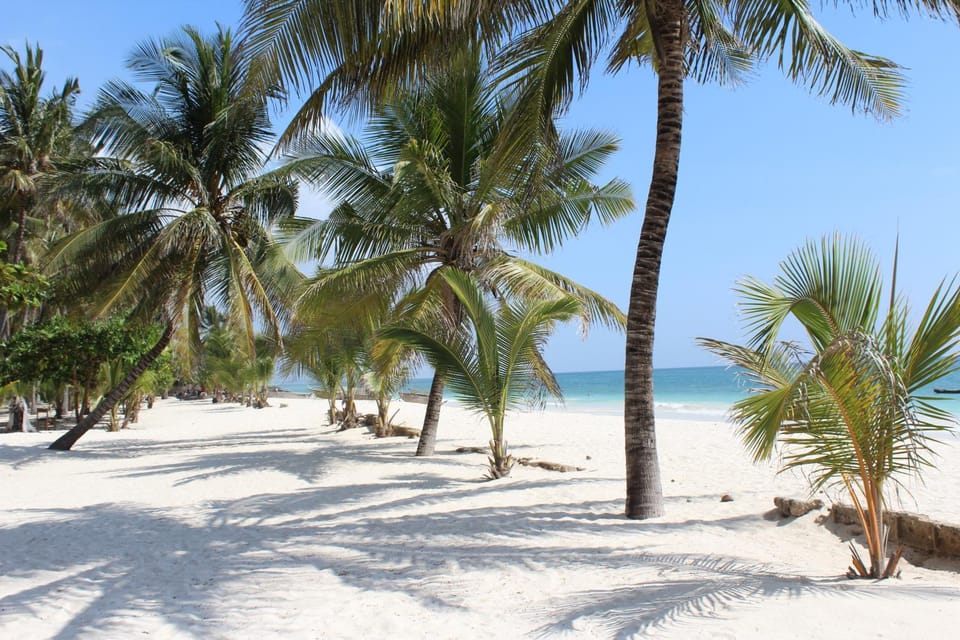 Golden Beach Apartment A051 Hotel in Diani Beach