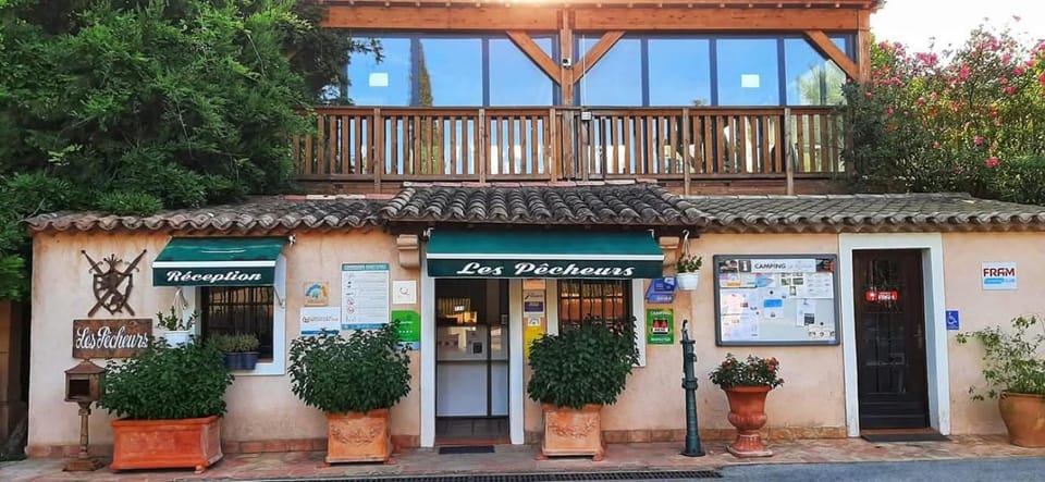 Property building, Lobby or reception