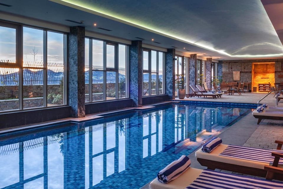 Swimming pool