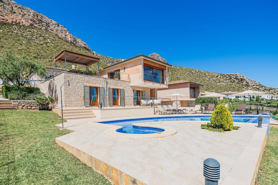 Villa Bonavista By SunVillas Mallorca Villa in Port de Pollensa