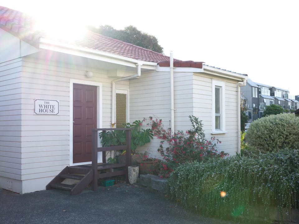 Alpers Lodge & Conference Centre Motel in Auckland