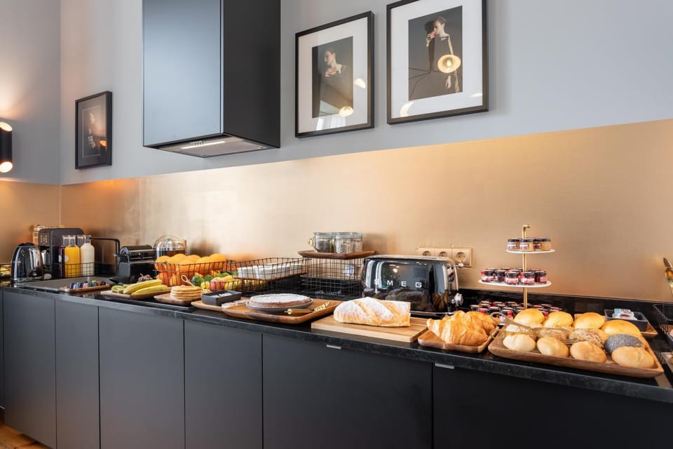 Food close-up, Decorative detail, Communal kitchen, Continental breakfast, Buffet breakfast