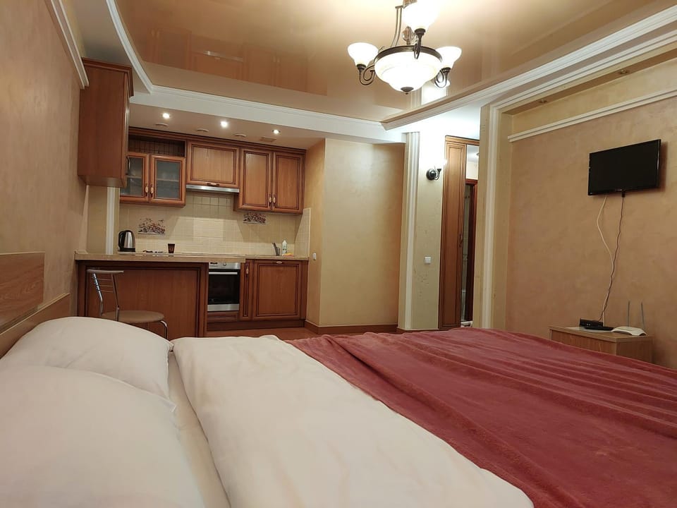 TV and multimedia, Kitchen or kitchenette, Photo of the whole room