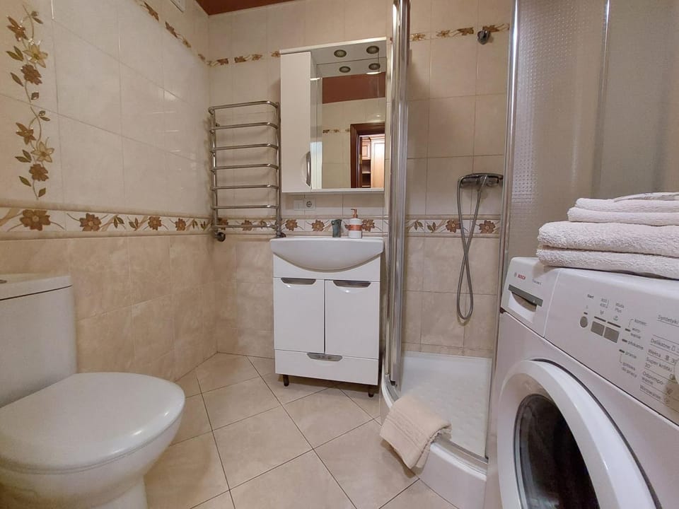 Shower, Toilet, washing machine